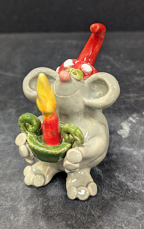 2329 Christmas mouse w Candle - Red