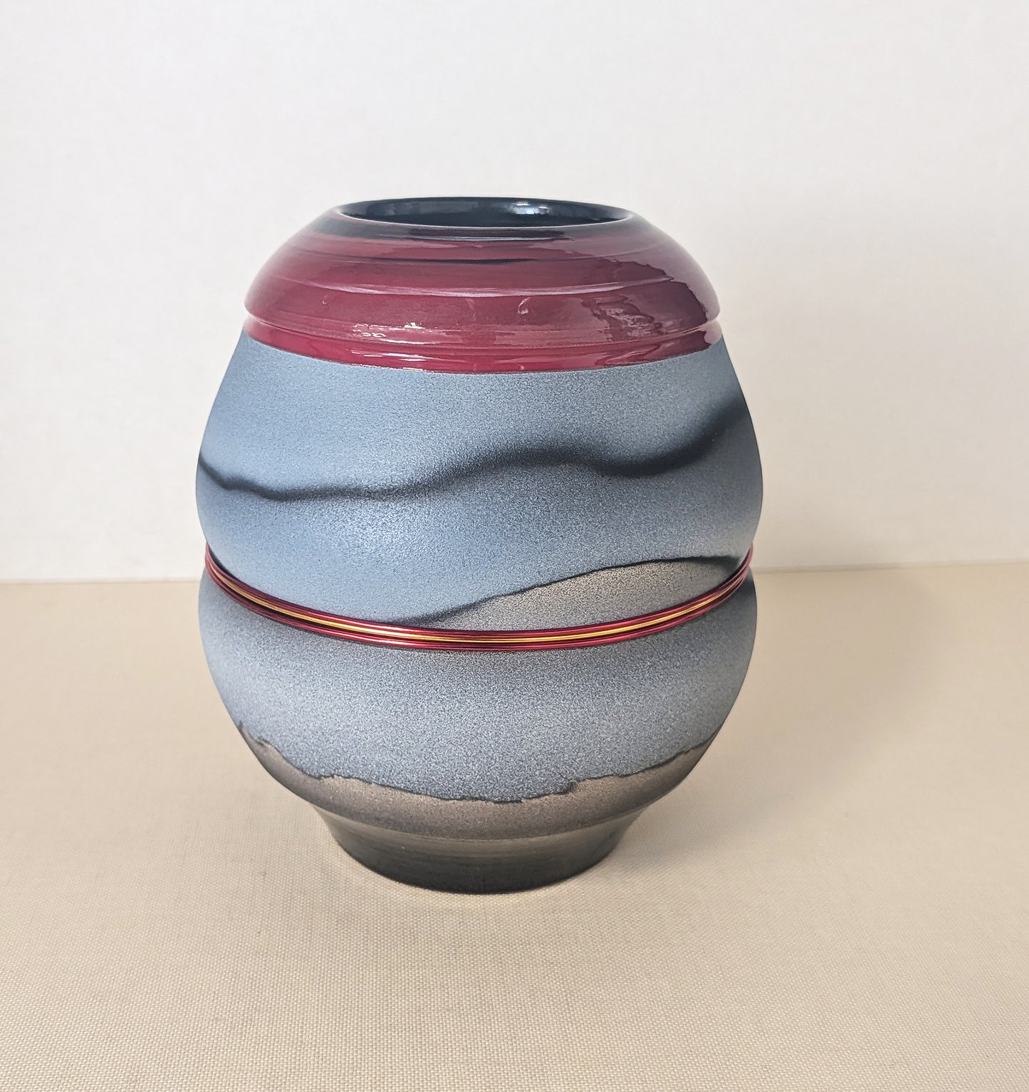 Vase Red Top