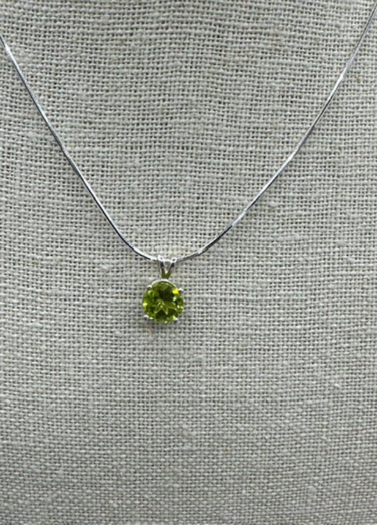 Peridot Pendant #4488