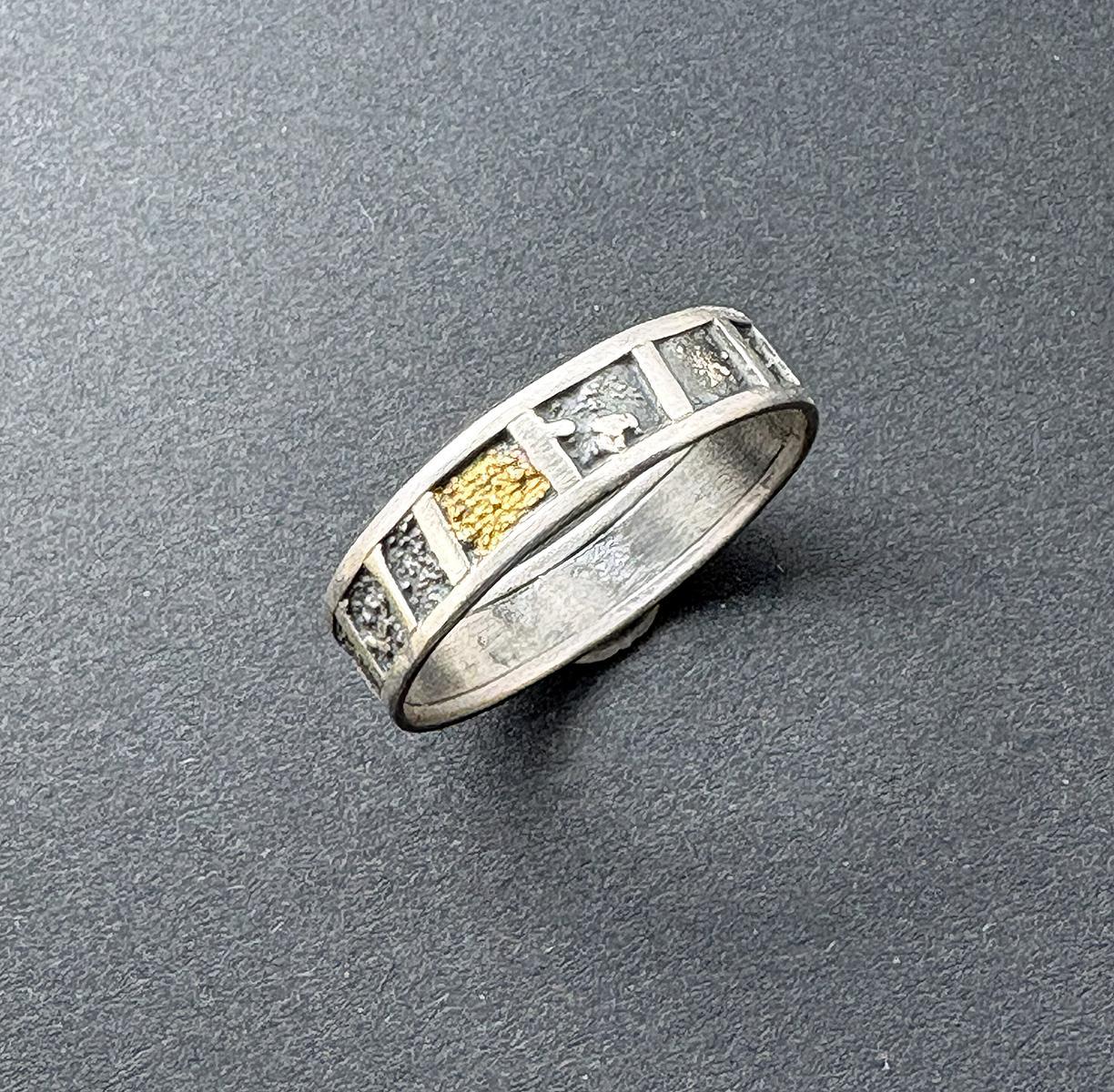 293 Ring, reed, sterling silver with 24kt Keum Boo