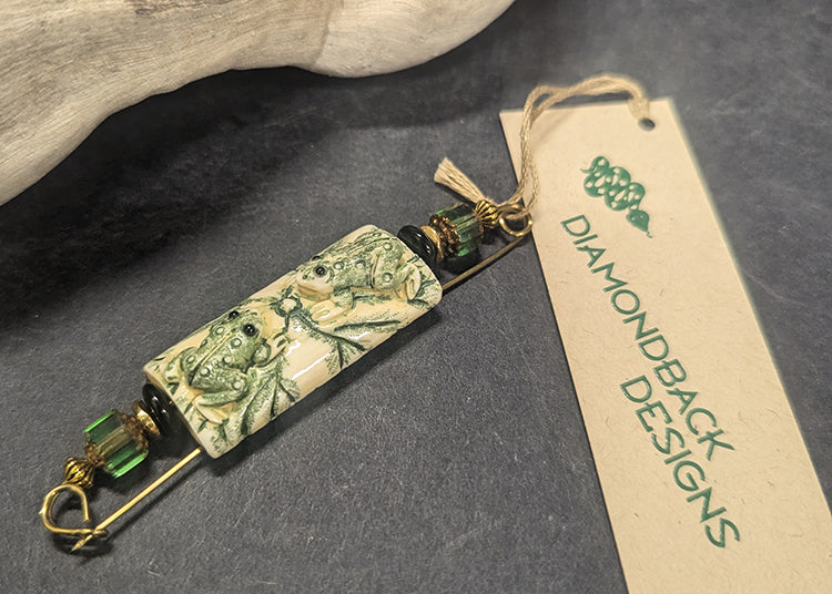 Bone Rectangle Pin 5853