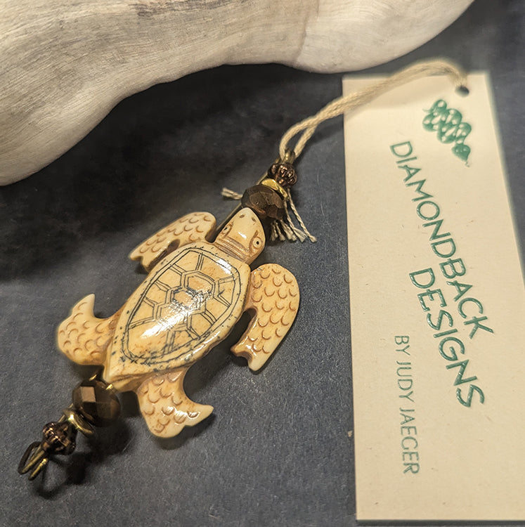 Bone Sea Turtle Pin 7031
