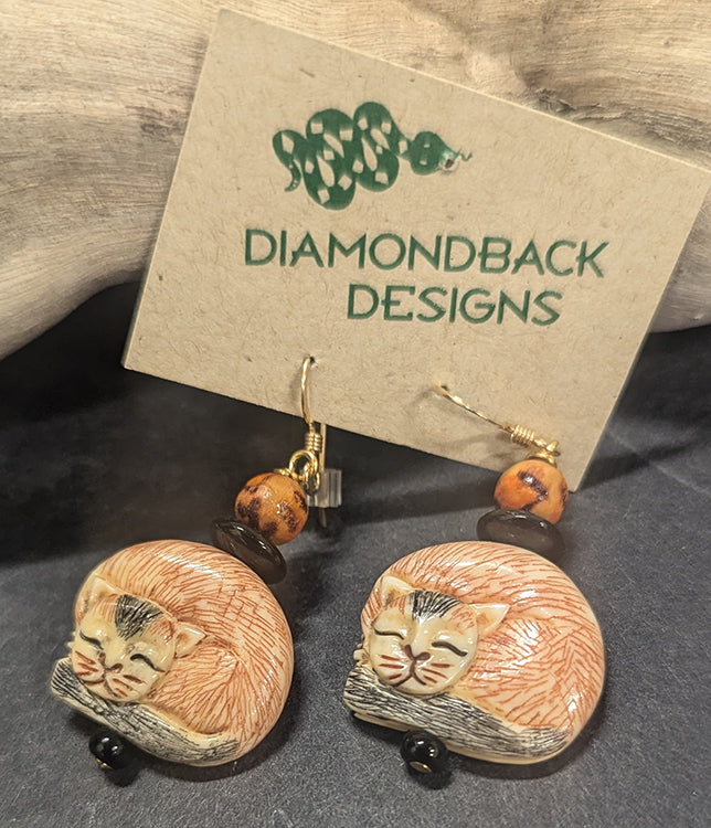 Bone Cat earrings 9117