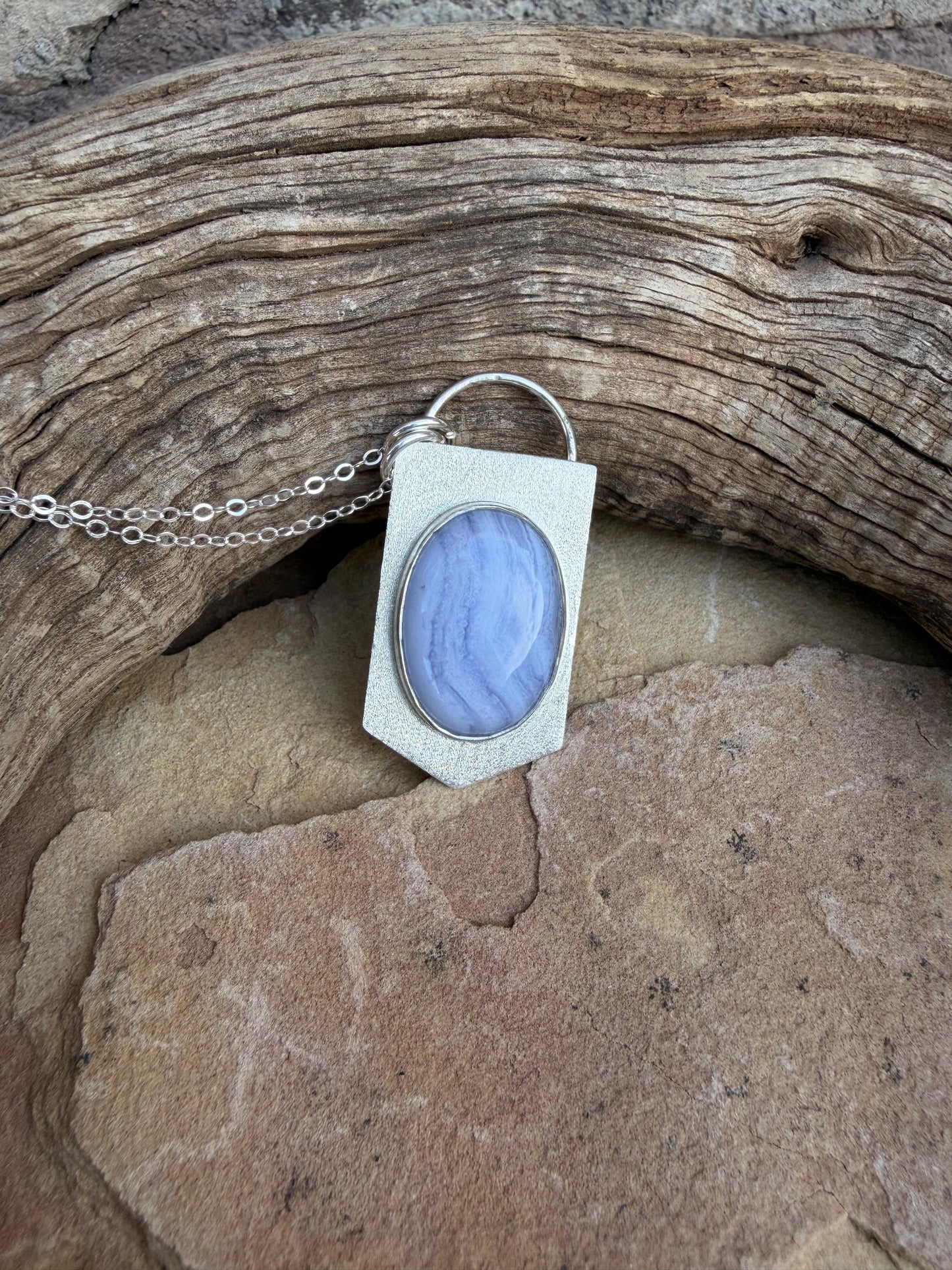 Oval Agate Arrow Pendant