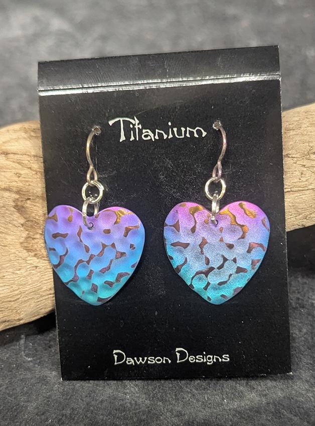 836 Hammered Heart earrings