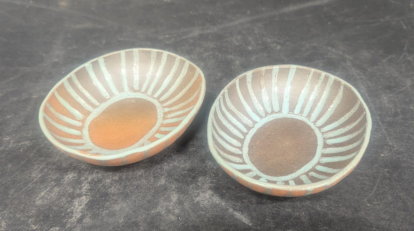 138 Oval Dishes Set of 2