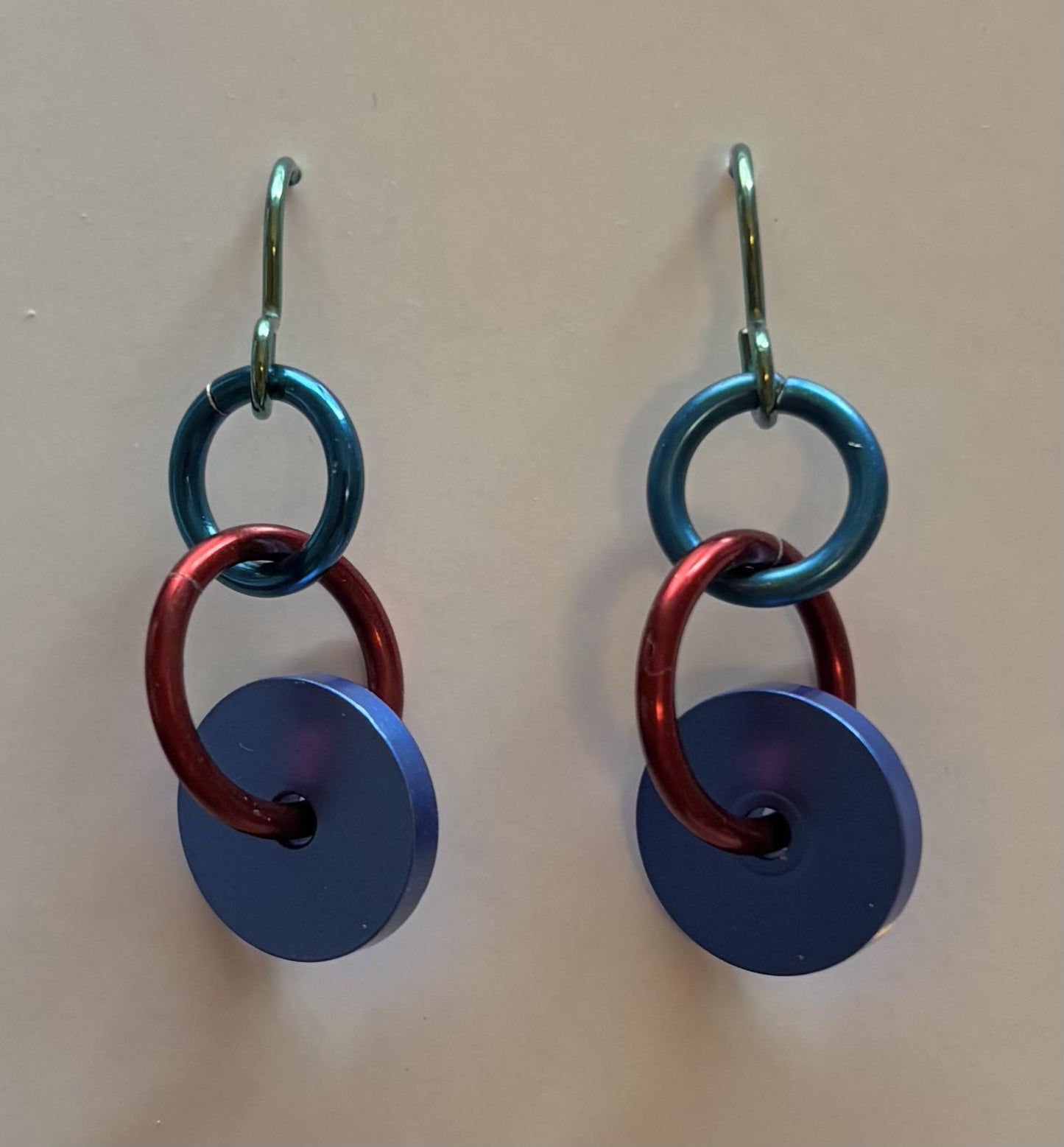 200HE AA Small Earrings