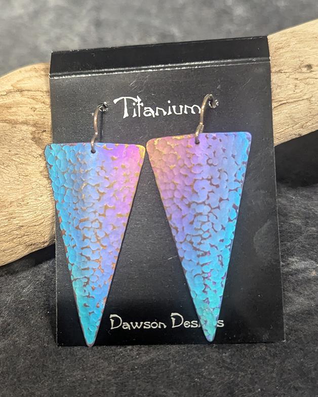 849 Hammered Inverted Triangle Earrings