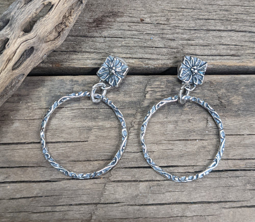 big loops on flower posts