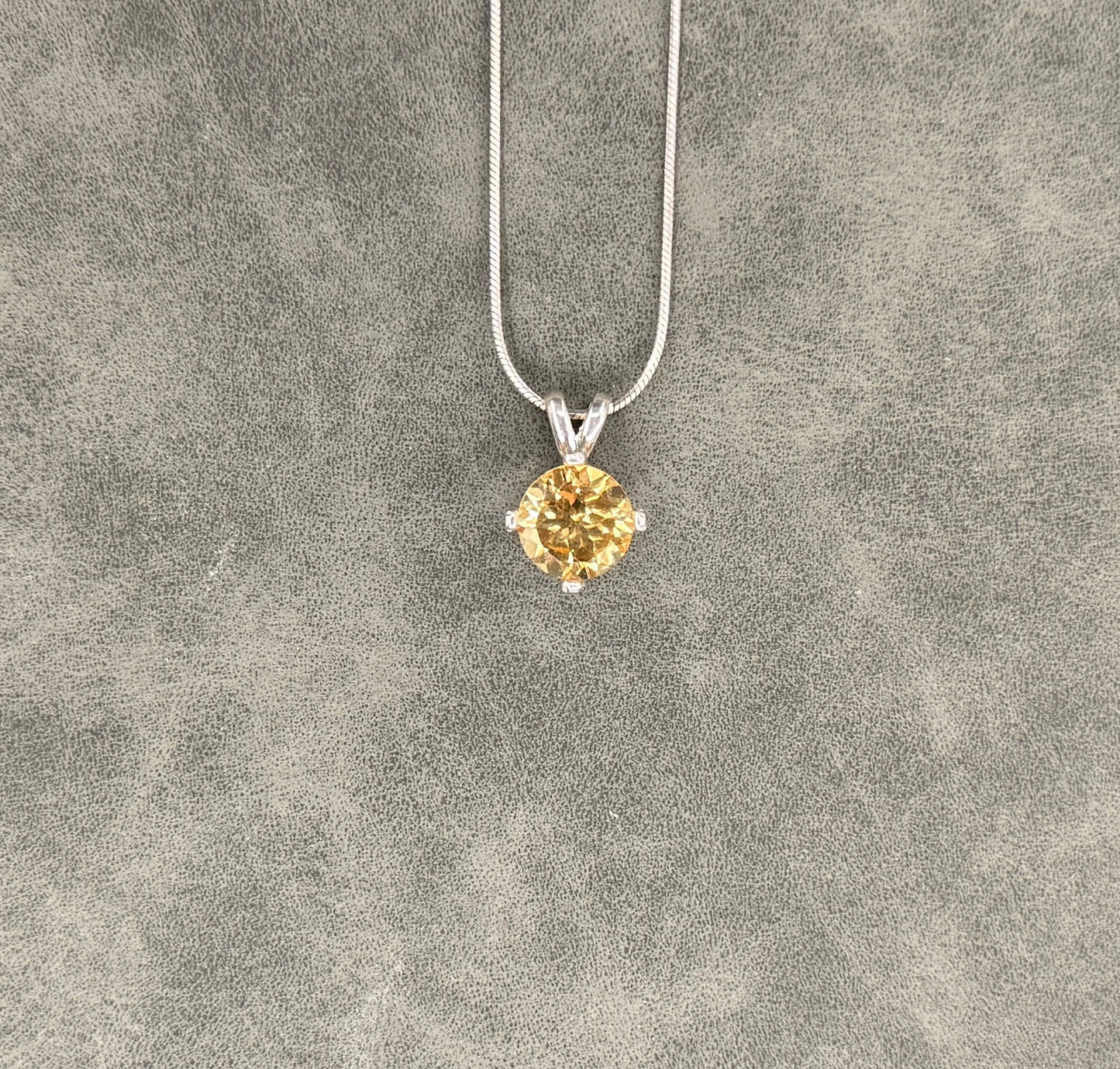 10mm Citrine Pendant
