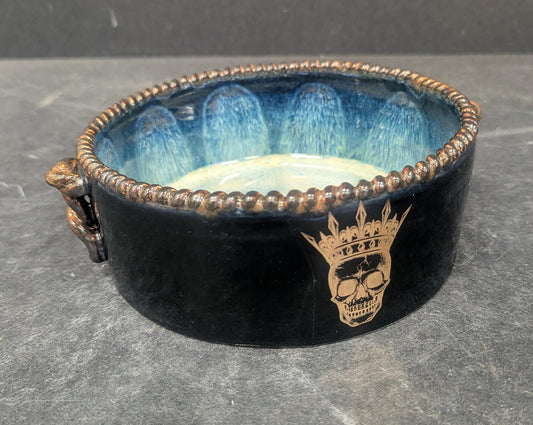 172 Skull w Crown Bowl