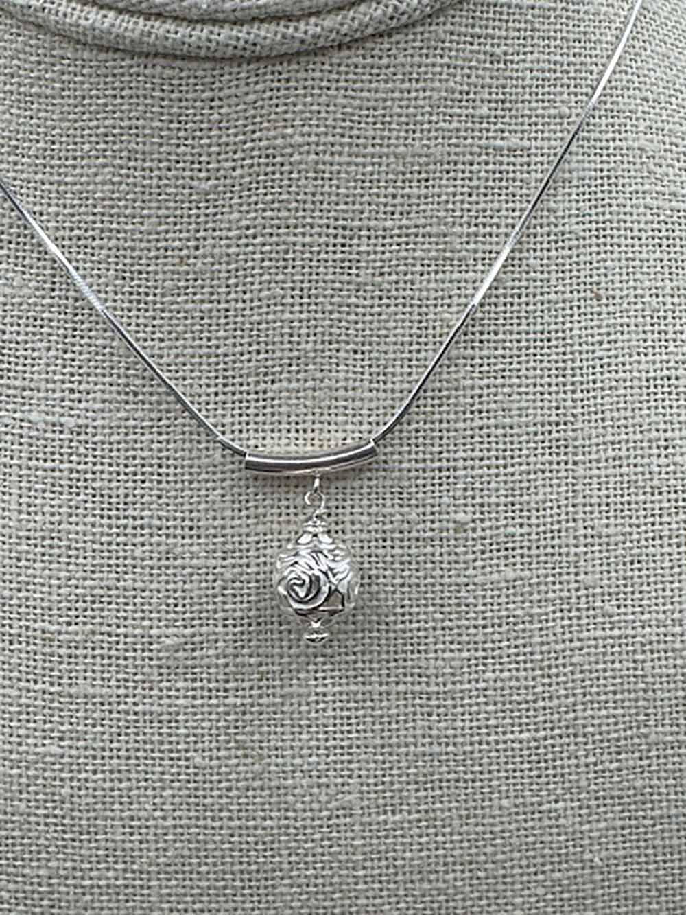 5071 Floral SS Bead Pendant