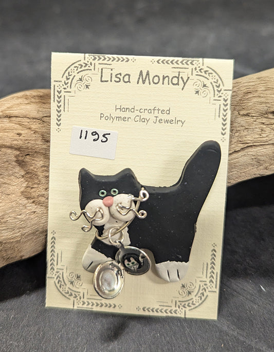 Black & white kitten with locket 1195