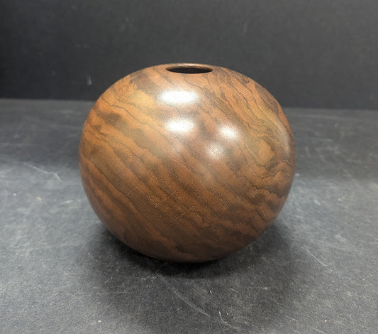 Round Claro Walnut Pot 145