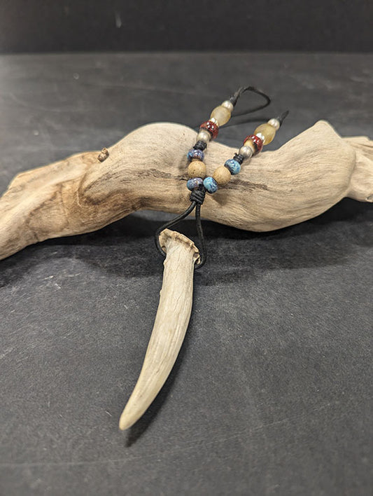 1493 Whitetail Deer Antler Necklace