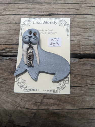 Walrus Pin 1097