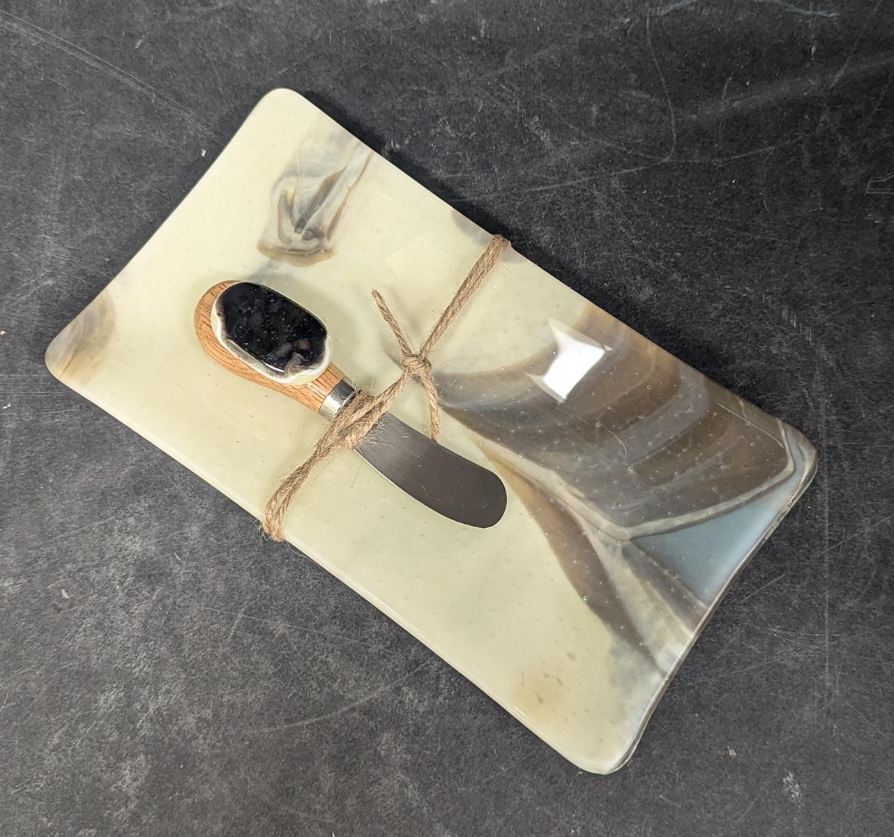 489 Cheese Plate & Knife