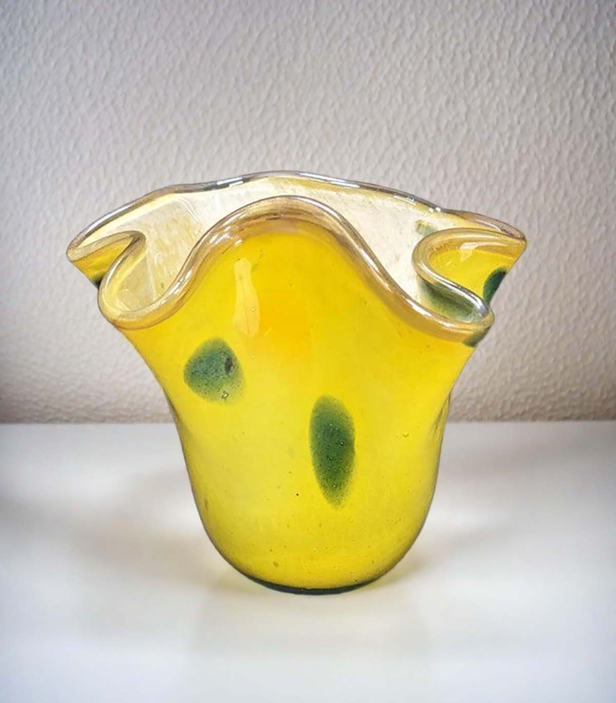 Small Mustard Wavy Bowl