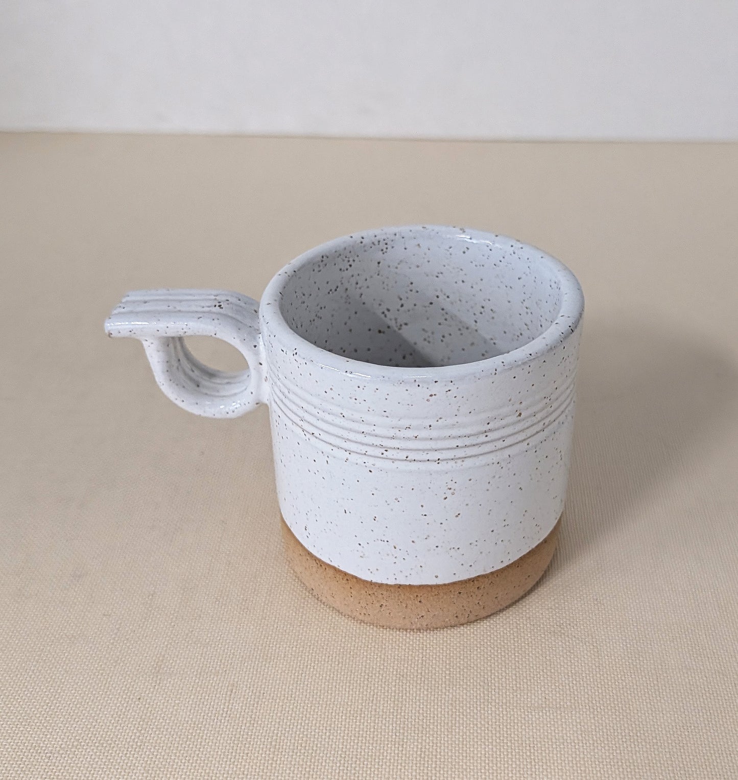 Mug with trigger handle - lg