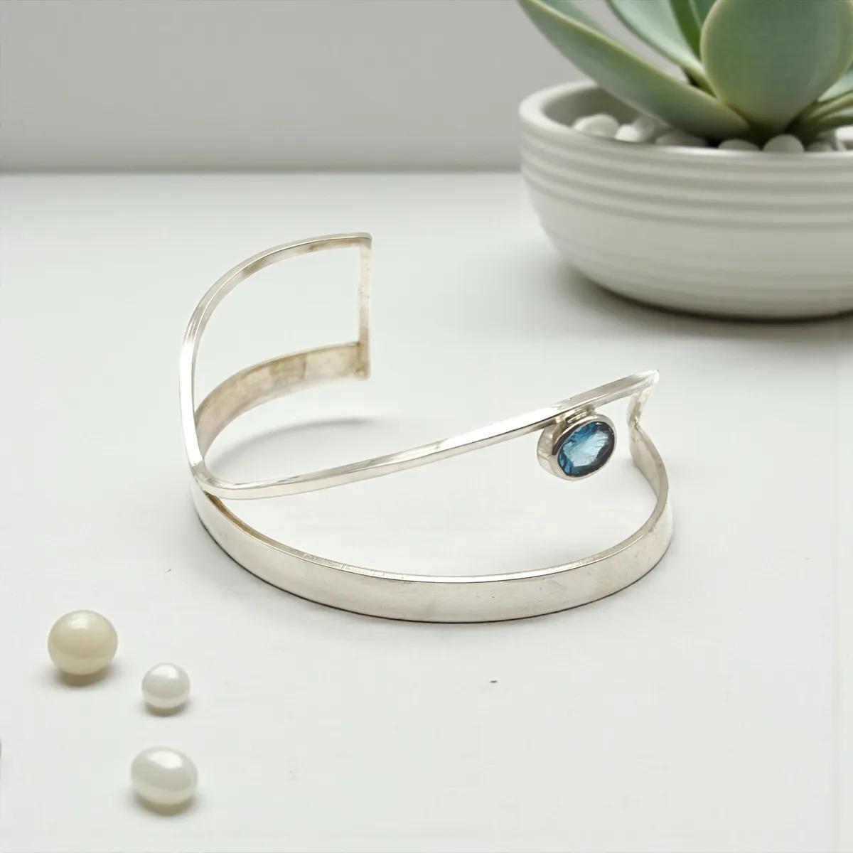 Apatite Swirl Sterling Silver Cuff