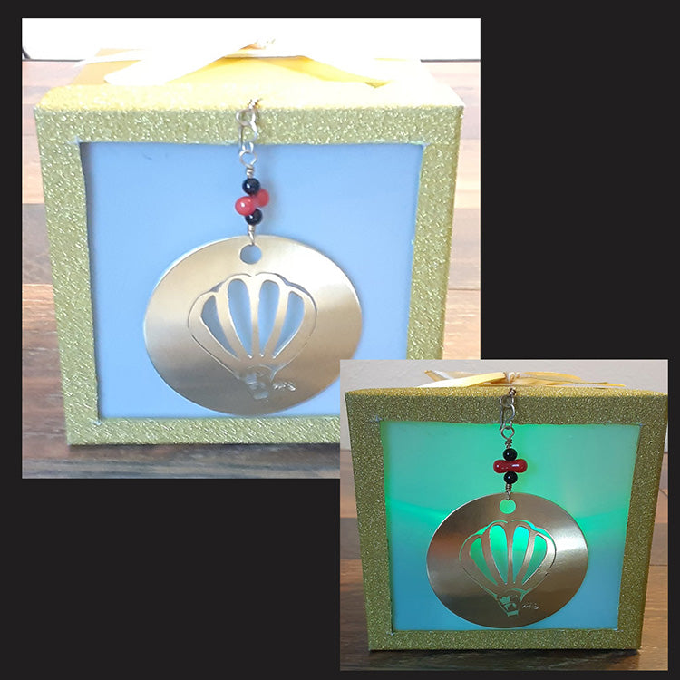 154gs 2" Ornament & Rainbow Light in Gift Box