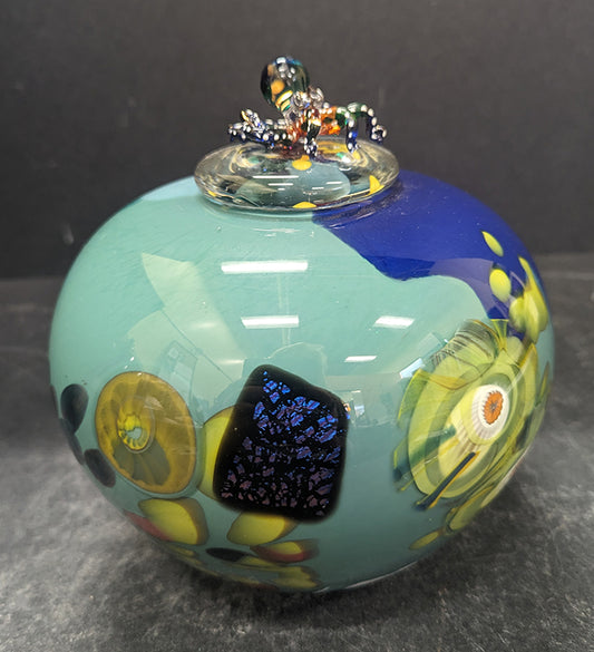 Lidded Pot w Octopus 379