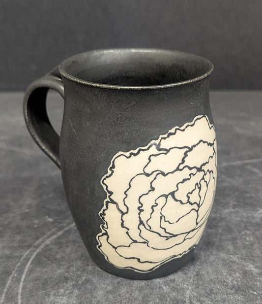 157 Black & White Rose Mug