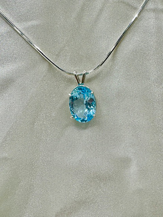 Blue Topaz Pendant 4866