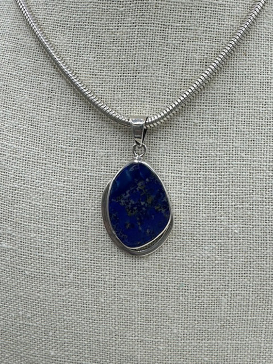 4876 Lapis Lazuli Pendant