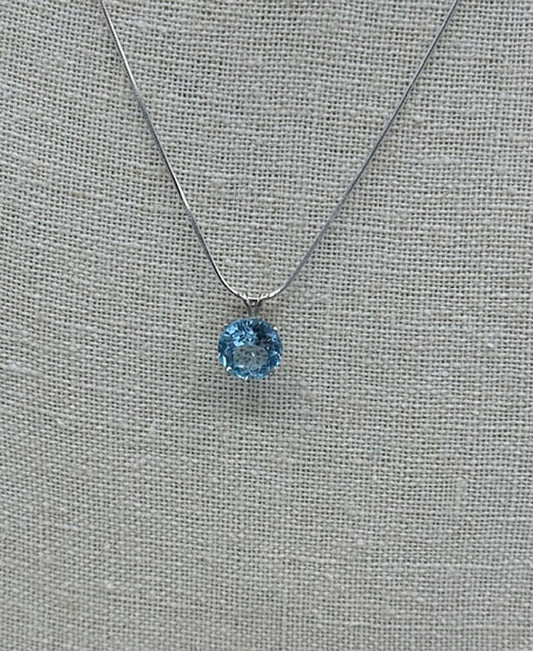 4886 Blue Topaz Pendant