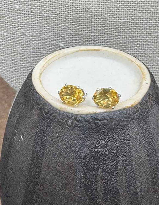 5017 Oval Citrine Studs