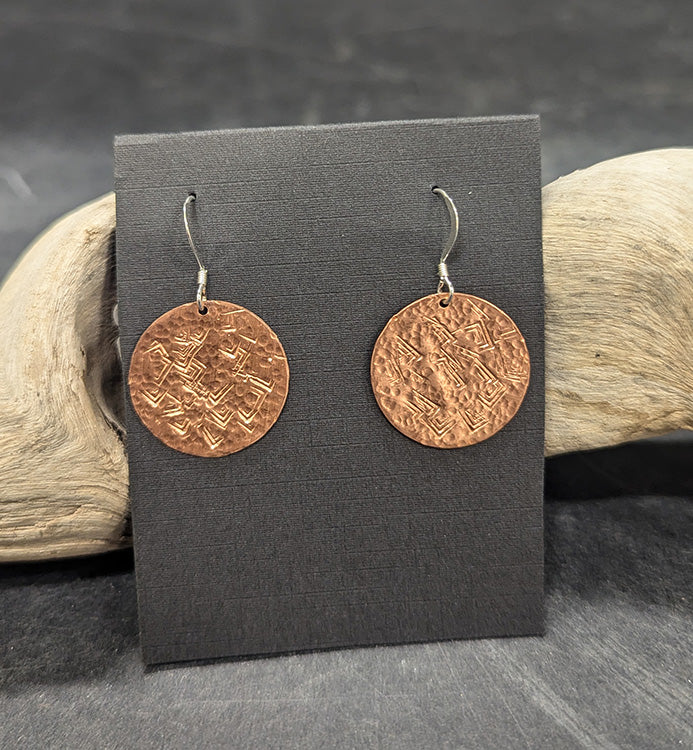 556 Round Copper Hammered Earrings