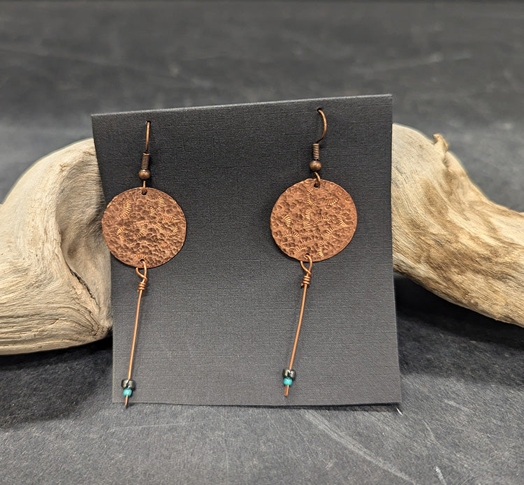 563 Round Copper Hammered Earrings