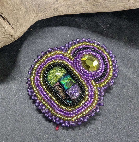 568 Purple Beaded Pin