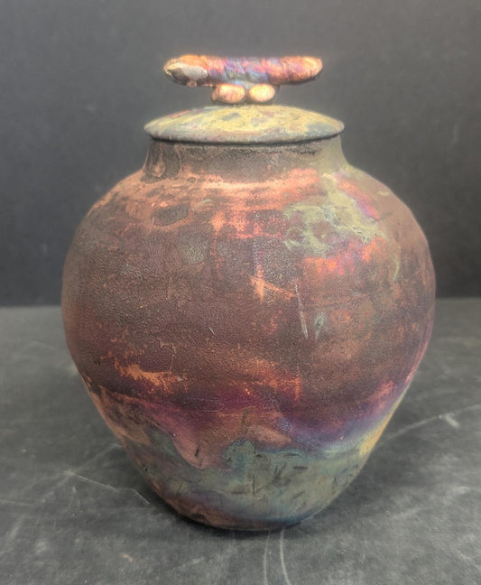 518 Med. Raku Vase w/lid