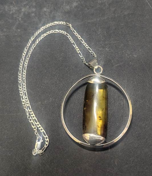 Amber Pendant  700