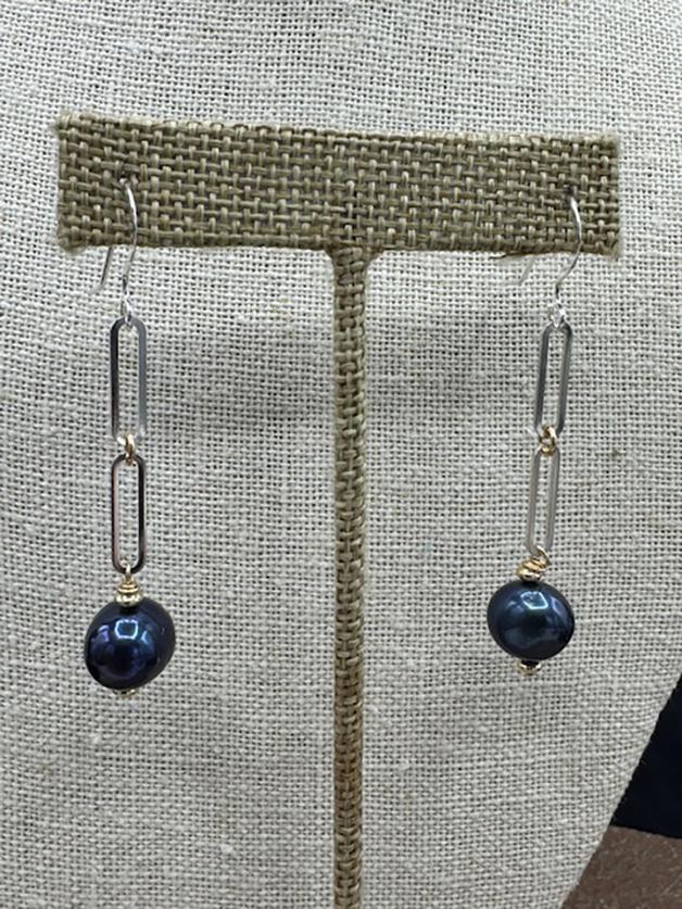 5164 Peacock Pearl Earrings