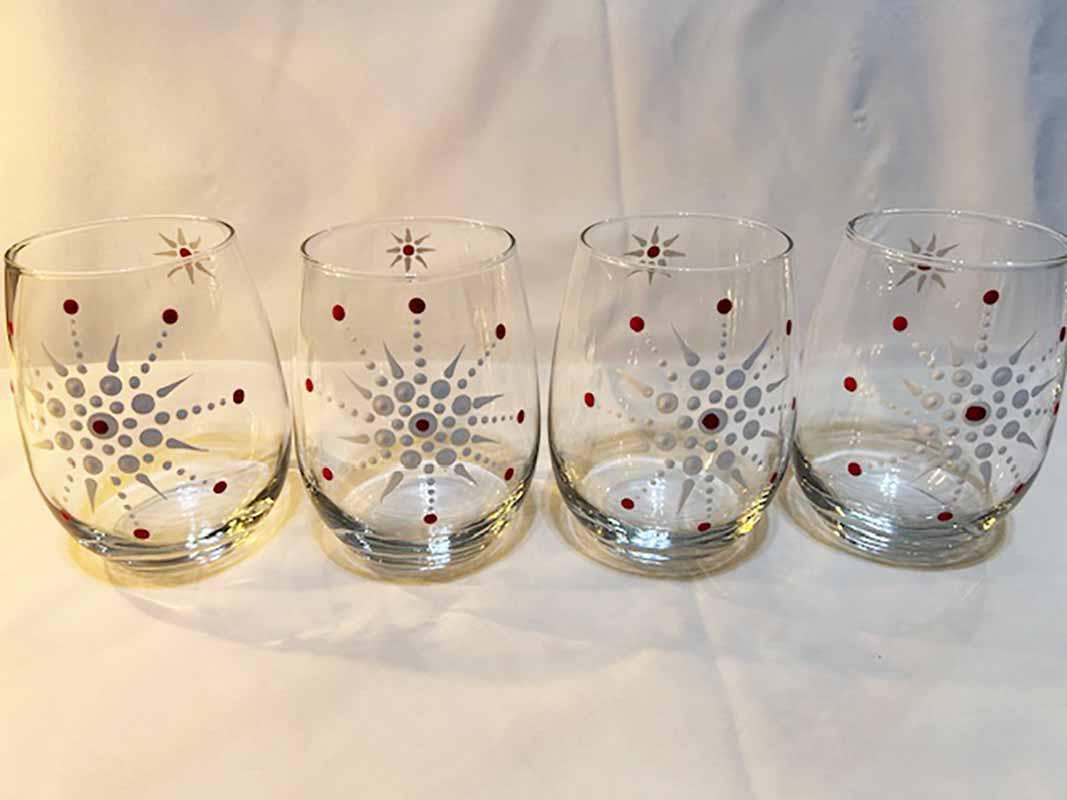 105 Set of 4 Snowflake Wine Glasses