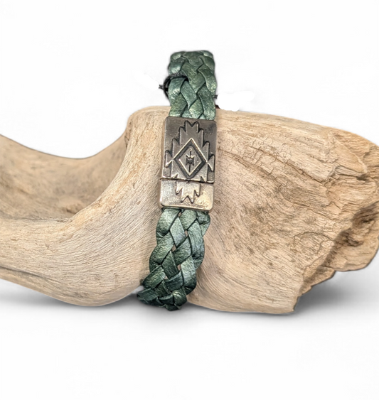 422 Braided Leather Bracelet