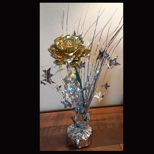 151gsGold Tone Rose & Rosebud Sculpture on Silver Spray Stand