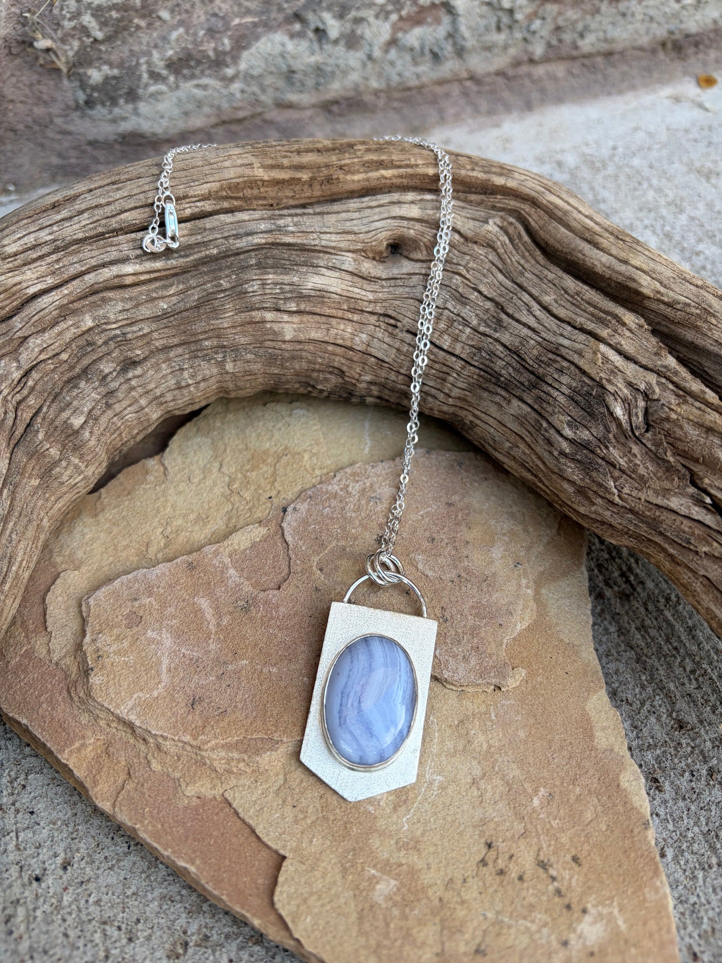 Oval Agate Arrow Pendant