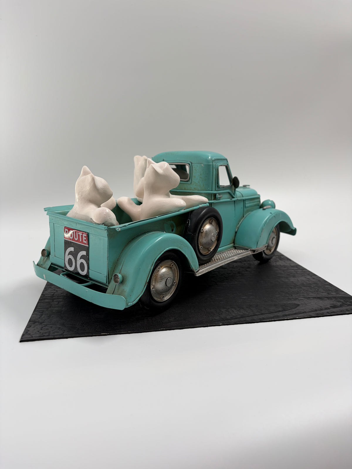 Bear-ly Trucking Route 66