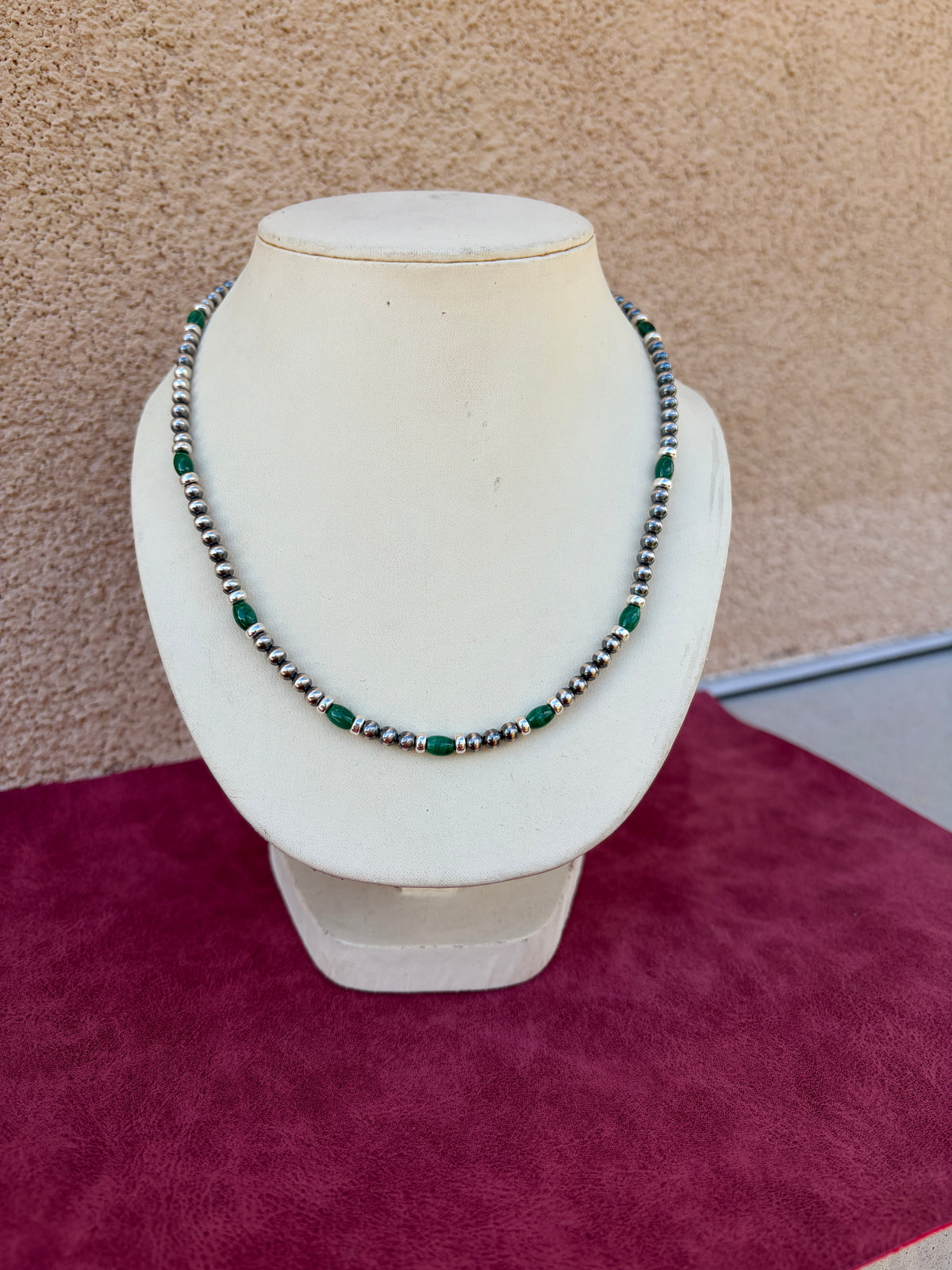 Navajo Pearl and Malachite Necklace