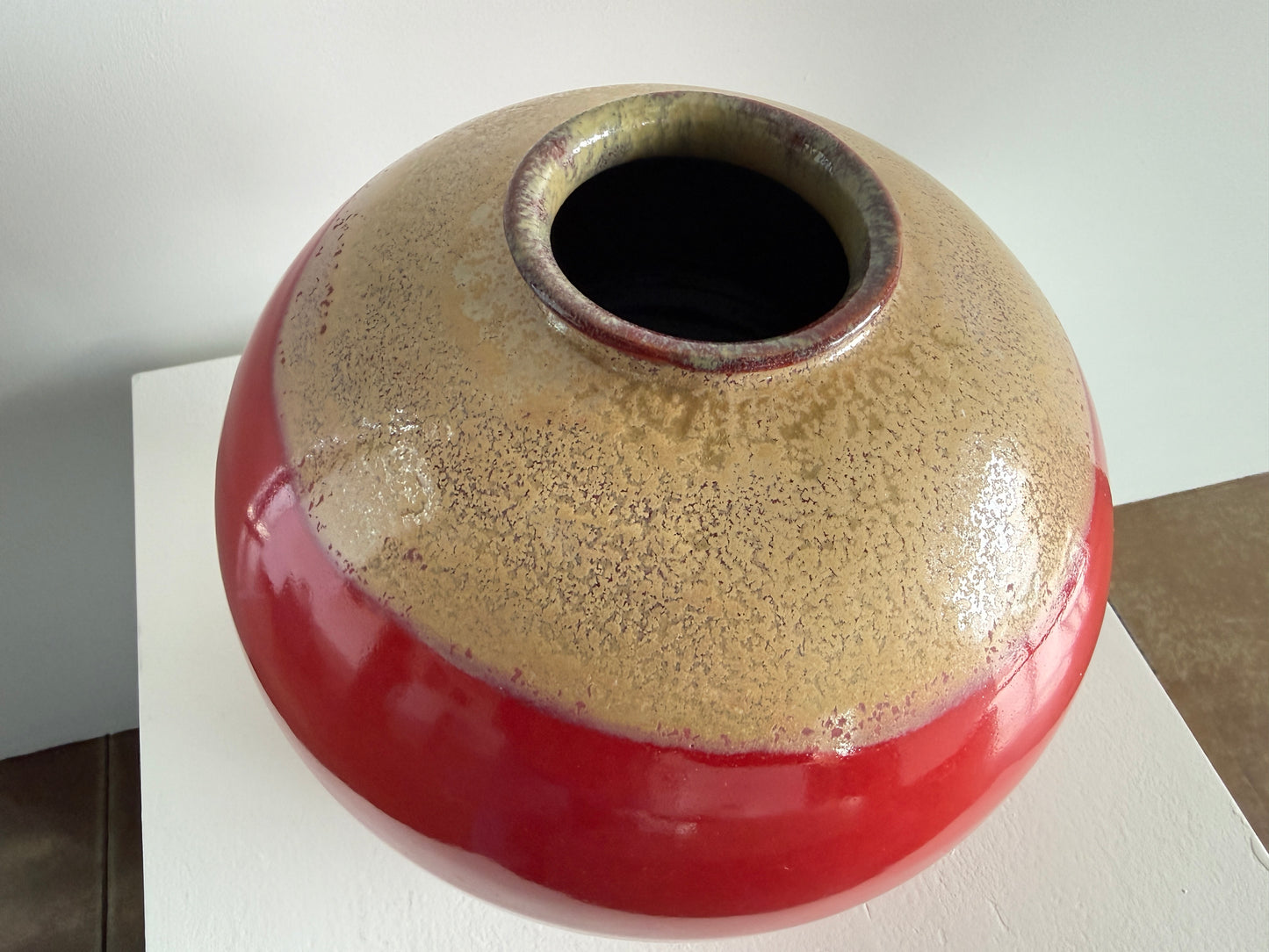 Large Two-Tone Vessel