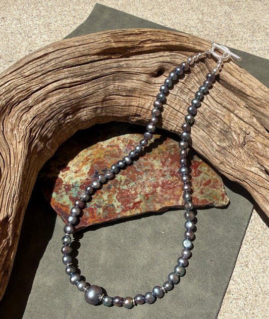 Peacock Pearl and Sterling Silver Necklace