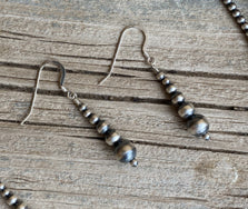 Graduated Navajo Pearl Earrings 1266