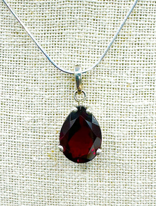 Teardrop Garnet Pendant 4452