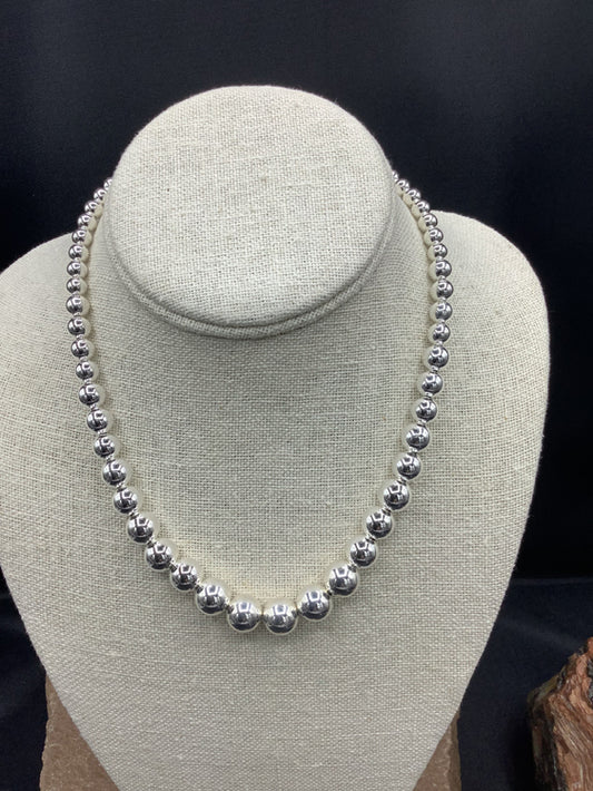 Sterling Silver Graduated bead Necklace 4292