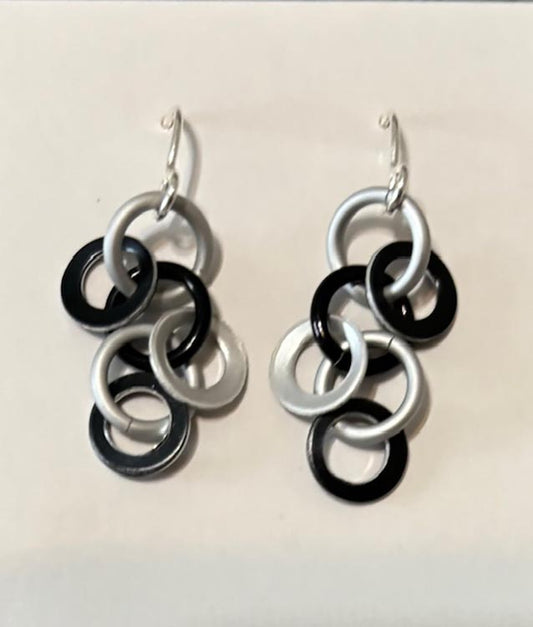 Black & White Jiggle Earrings 153