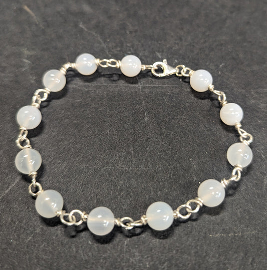 White Moonstone Bracelet 453 - 0 x 0 x 0